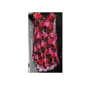 Pre-Loved 18/20 Lane Bryant Floral Swing Top